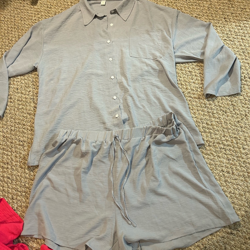 Pink and Gray Button-Up Shirt and Shorts Set - Picture 4 of 5